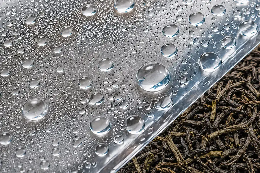 Moisture barrier for tea